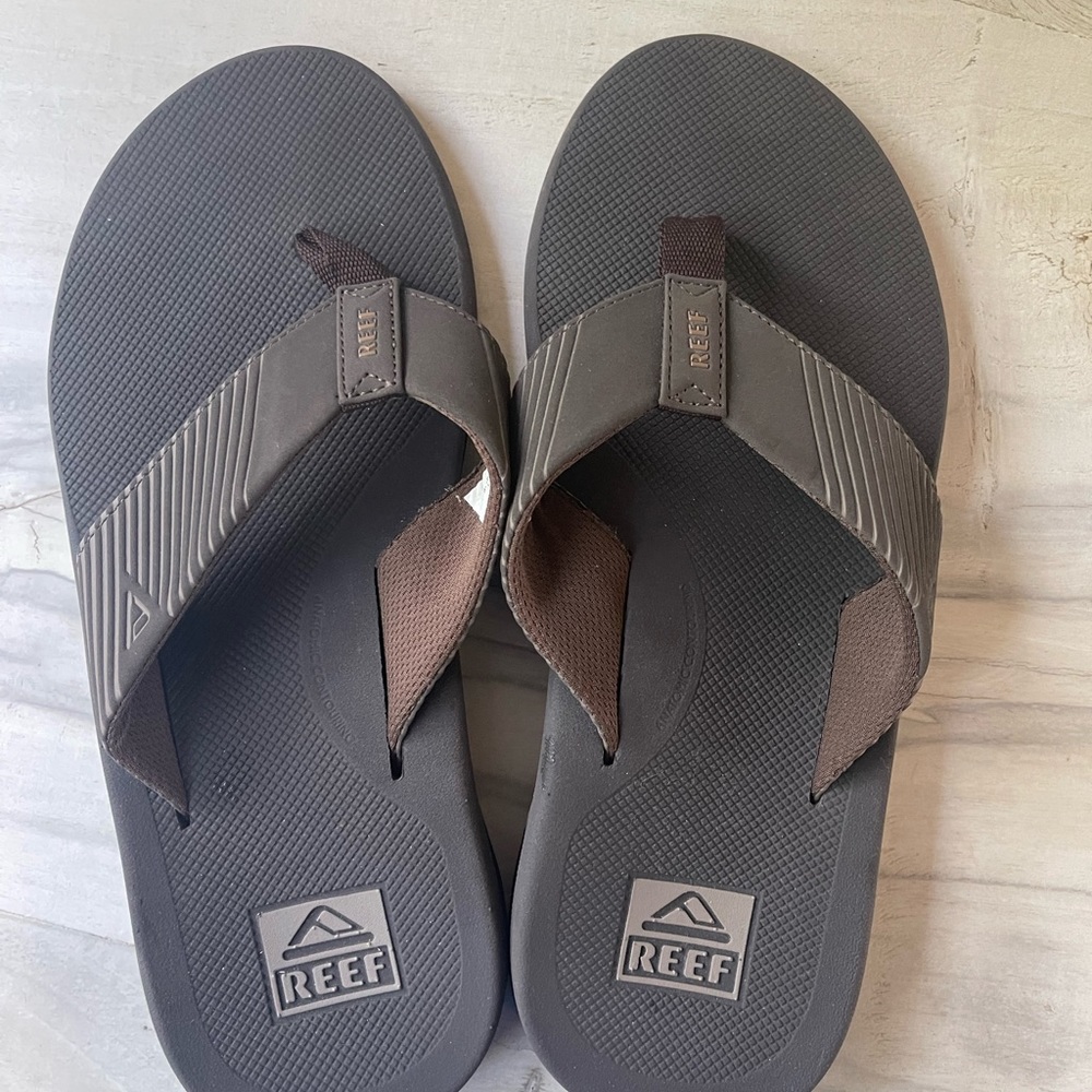 Men’s Reef sandals/flip flops